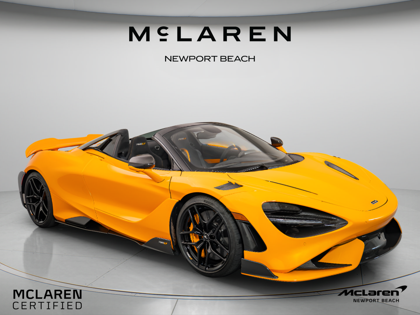 Used 2022 McLaren 765LT RWD image 1