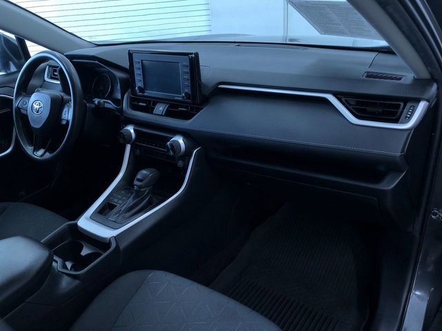 Used 2020 Toyota RAV4 XLE w/ All Weather Liner Package image 23