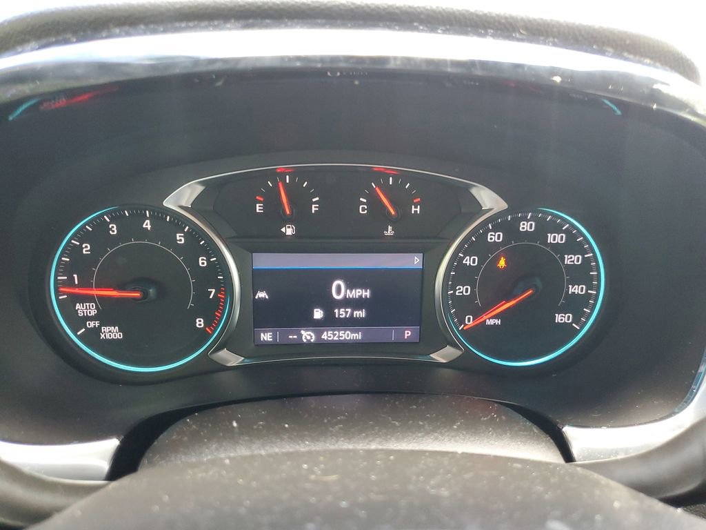 Used 2023 Chevrolet Traverse LT image 29