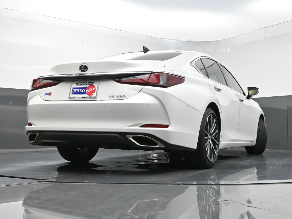 Used 2023 Lexus ES 350 w/ Premium Package FWD image 32