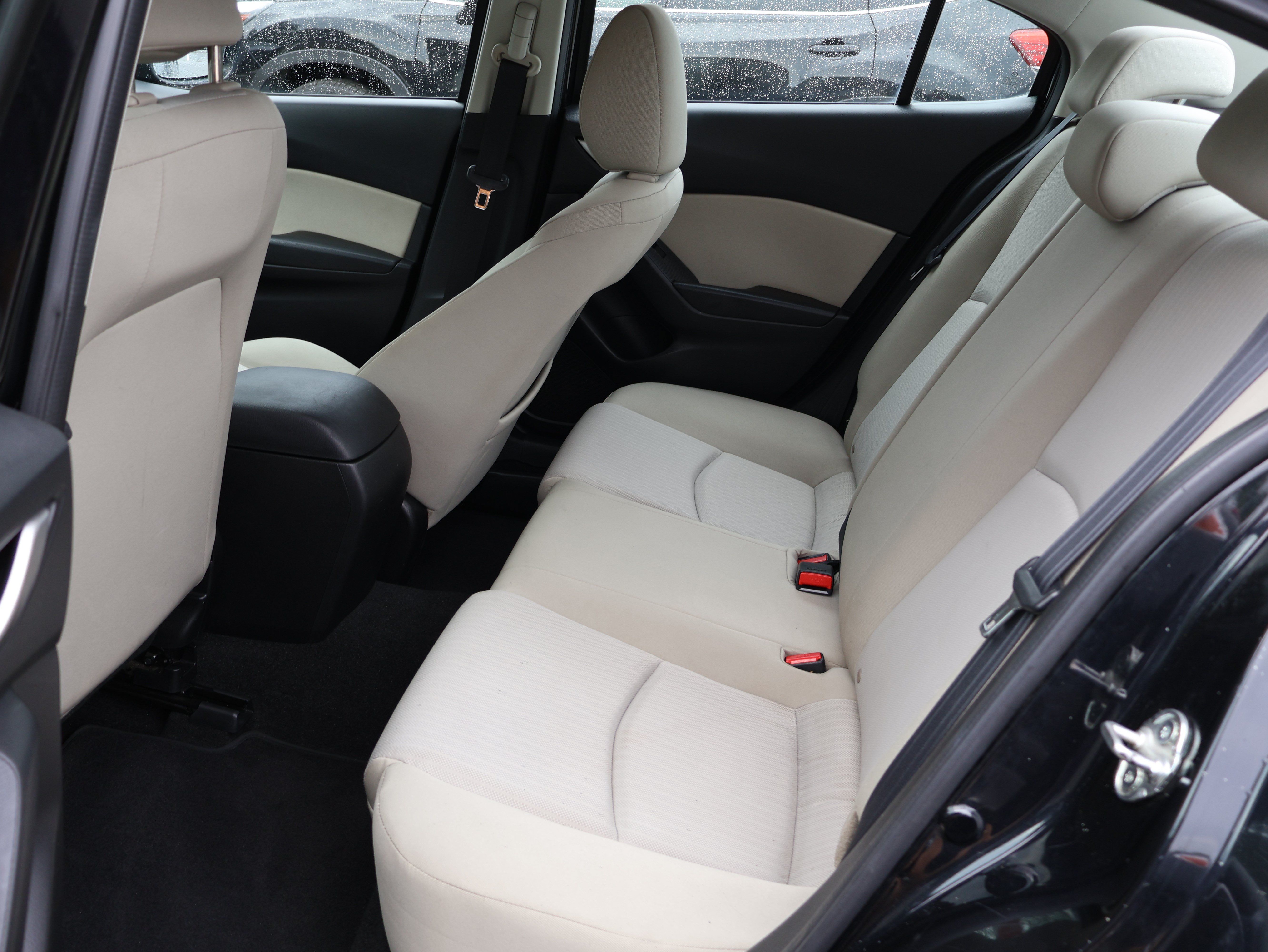 Used 2014 MAZDA MAZDA3 i Sport FWD image 8