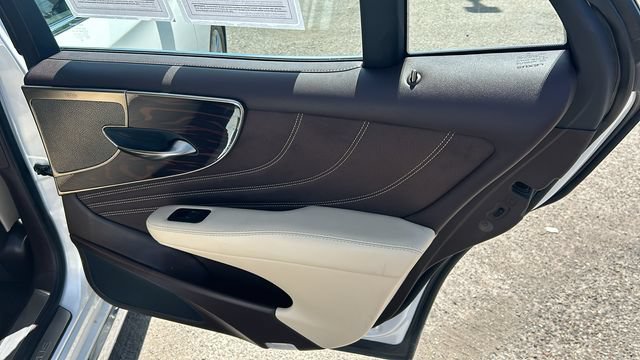 Used 2018 Lexus LS 500 w/ Interior Upgrade Package RWD image 12
