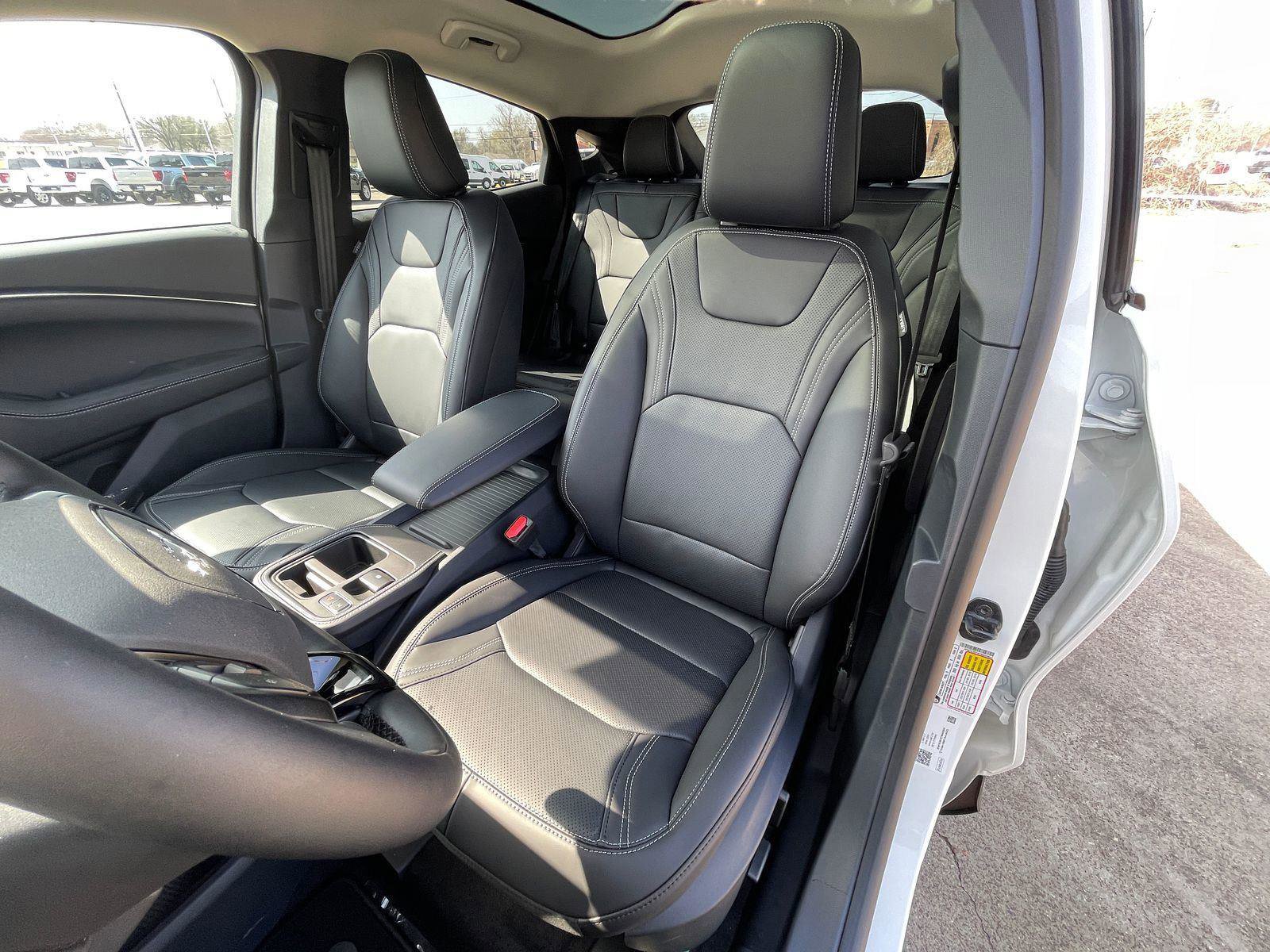 New 2026 Ford Mustang Mach-E Premium image 9