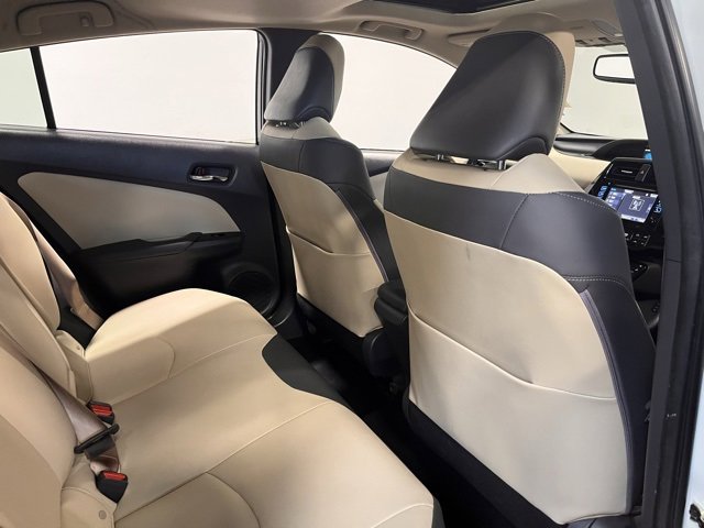 Used 2016 Toyota Prius Four image 14