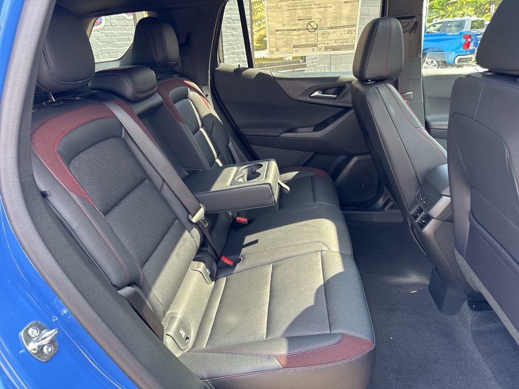 New 2026 Chevrolet Equinox RS w/ Convenience Package III AWD/4WD image 15