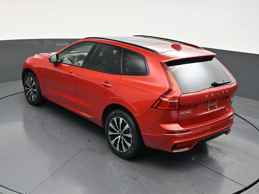 Used 2024 Volvo XC60 B5 Core AWD/4WD image 17