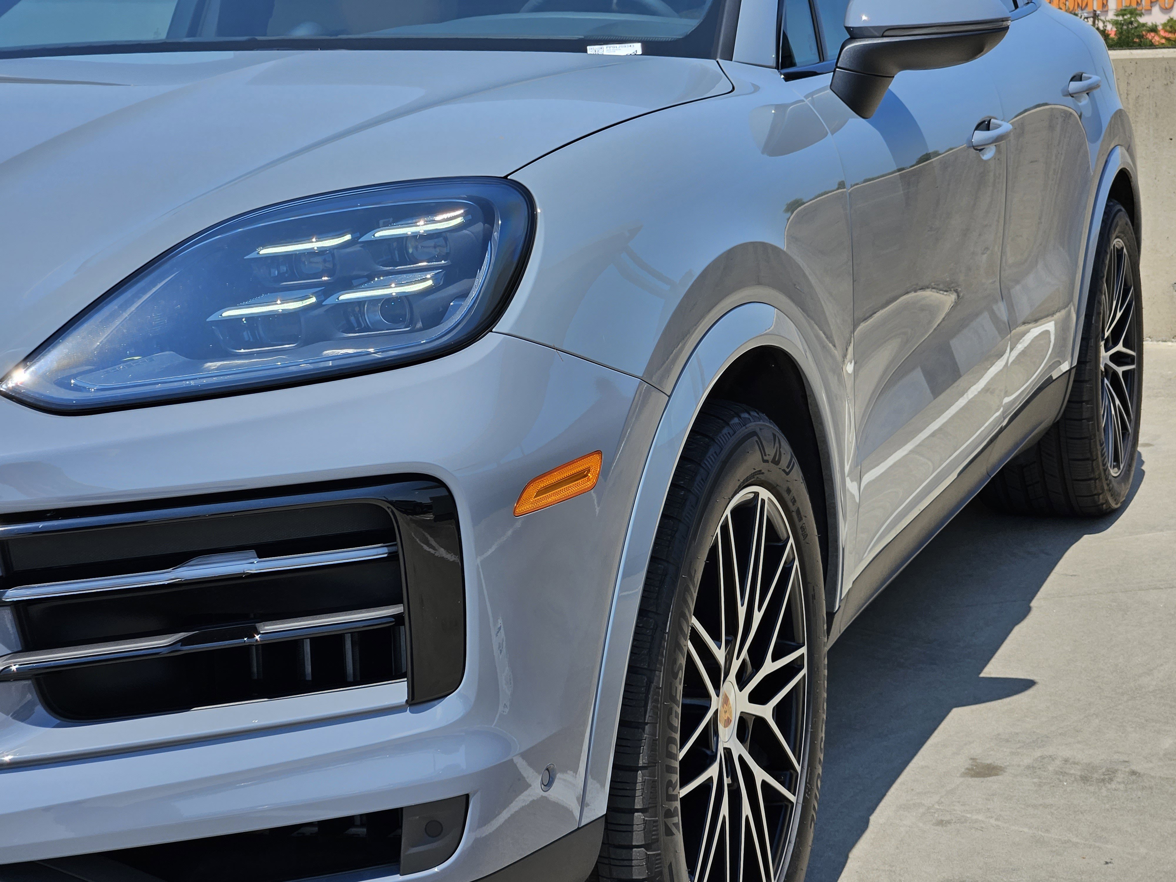 Certified 2025 Porsche Cayenne Coupe image 15