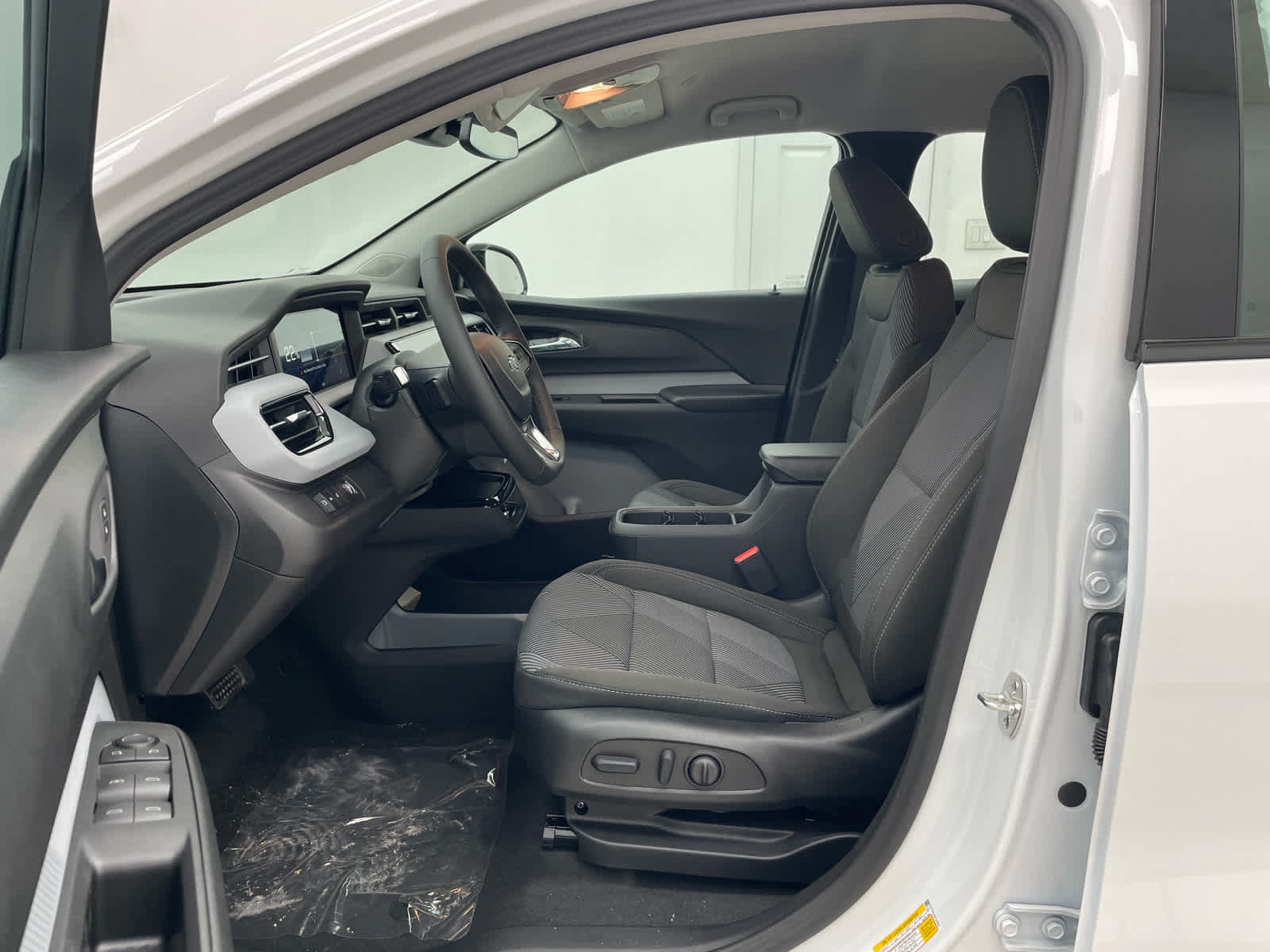 New 2027 Chevrolet Bolt LT w/ Comfort Package FWD image 8