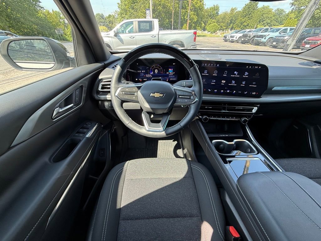 Used 2024 Chevrolet Traverse LT w/ Enhanced Driving Package image 42