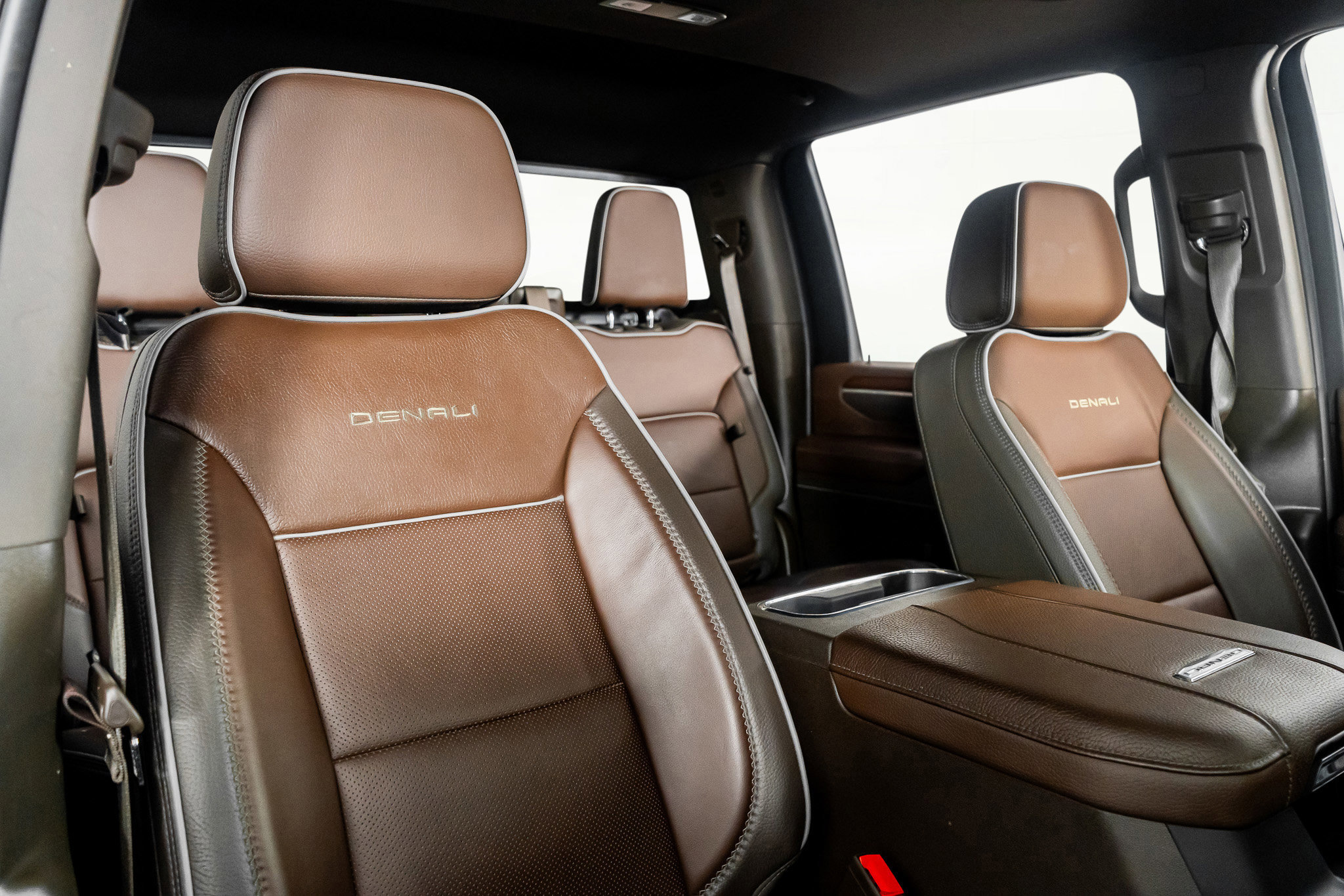 Used 2025 GMC Sierra 3500 Denali w/ Denali Reserve Package image 31