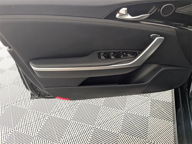 Used 2019 Kia Stinger image 10