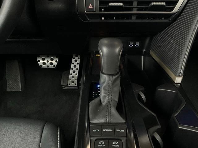 Used 2025 Toyota Camry SE FWD image 24