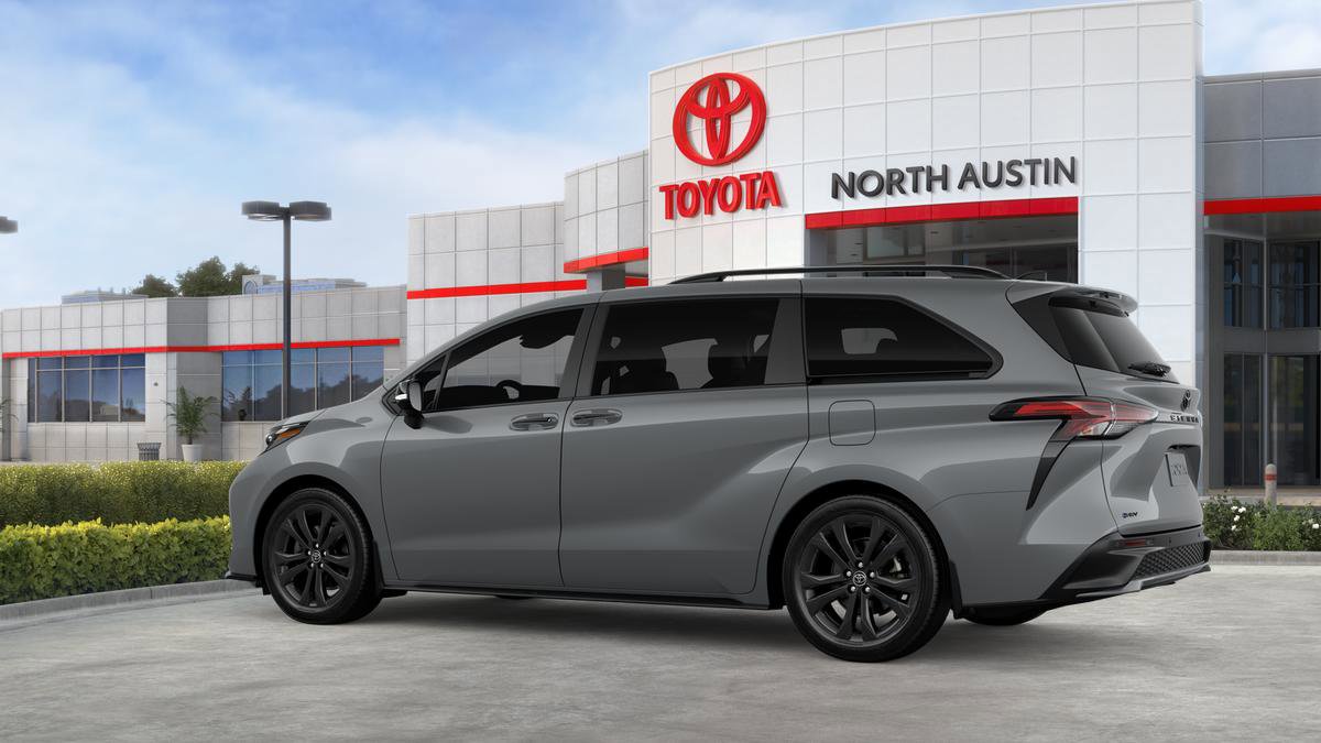 New 2026 Toyota Sienna XSE image 5