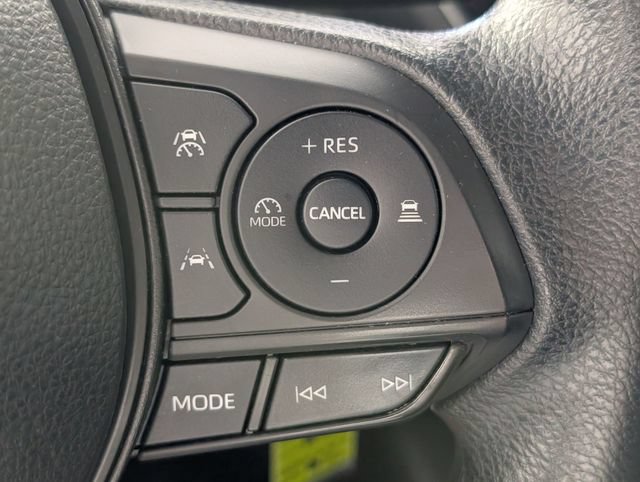 Used 2023 Toyota Corolla LE FWD image 15