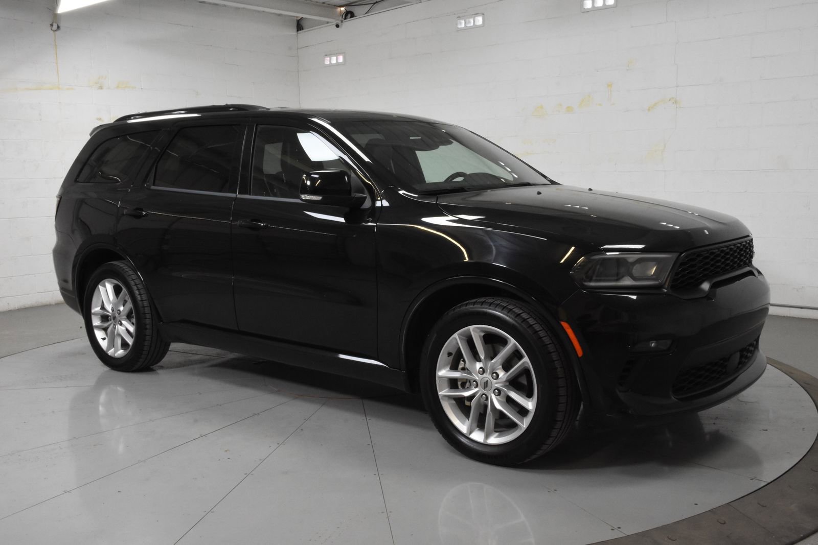Used 2023 Dodge Durango GT RWD image 1