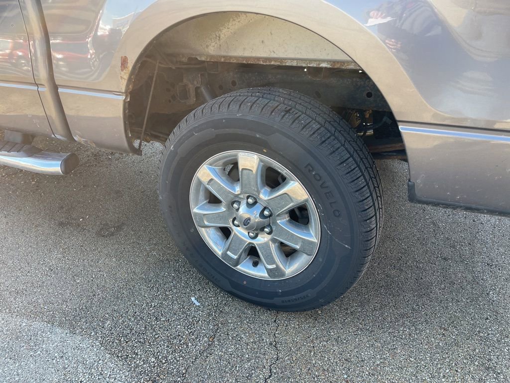Used 2014 Ford F150 XLT w/ XTR Package image 4