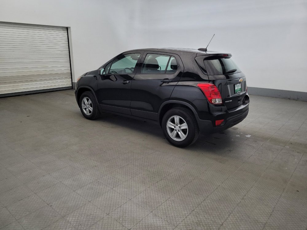 Used 2017 Chevrolet Trax LS AWD/4WD image 3
