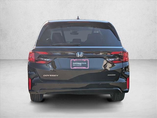 New 2026 Honda Odyssey Touring image 7