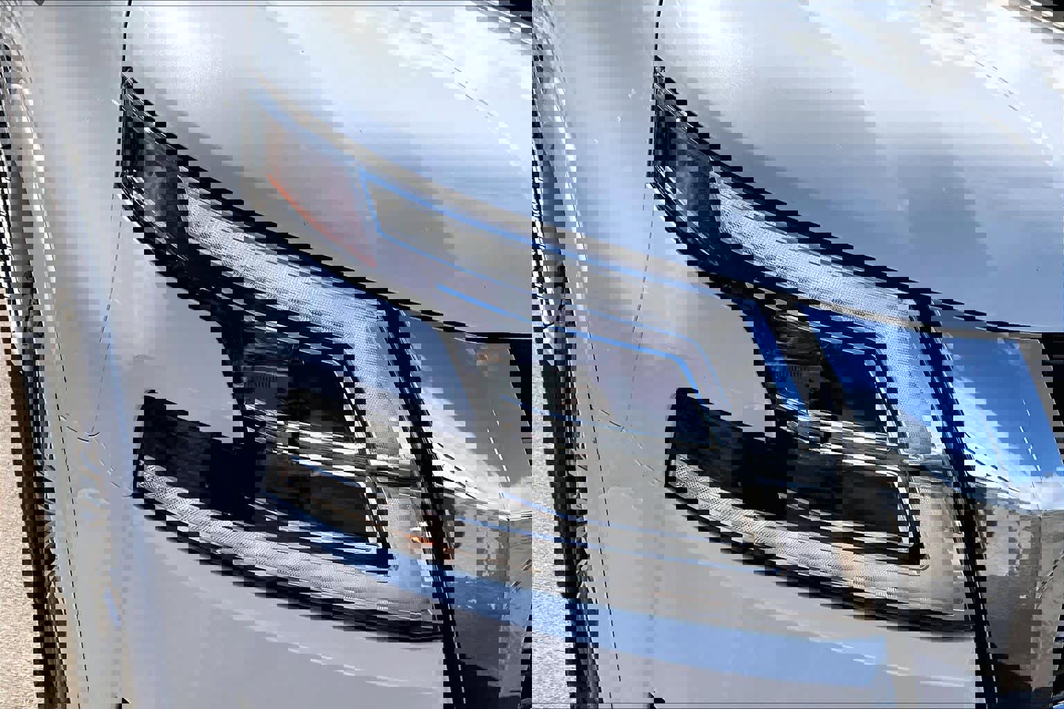 Used 2023 Nissan Armada SL w/ Cargo Package image 26