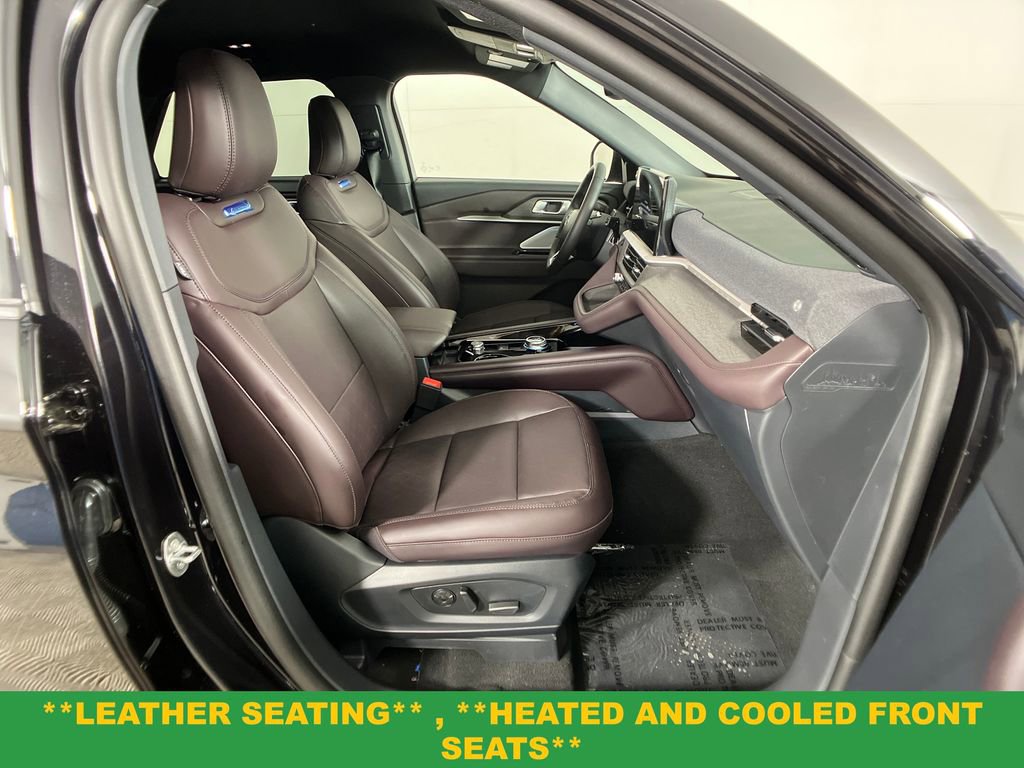 New 2026 Ford Explorer Platinum image 5