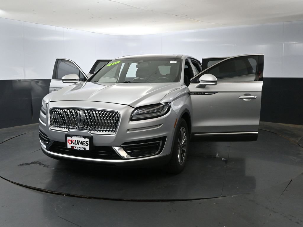 Used 2019 Lincoln Nautilus Select image 55