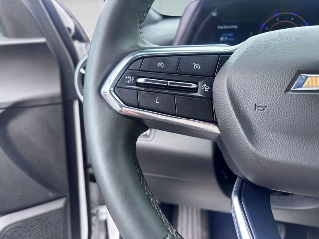 Used 2025 Chevrolet Equinox LT image 17