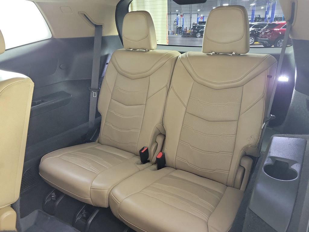 Used 2023 Cadillac XT6 Premium Luxury w/ Platinum Package image 12