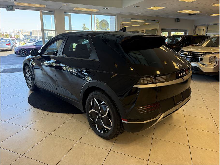 Used 2024 Hyundai Ioniq 5 SEL RWD image 7