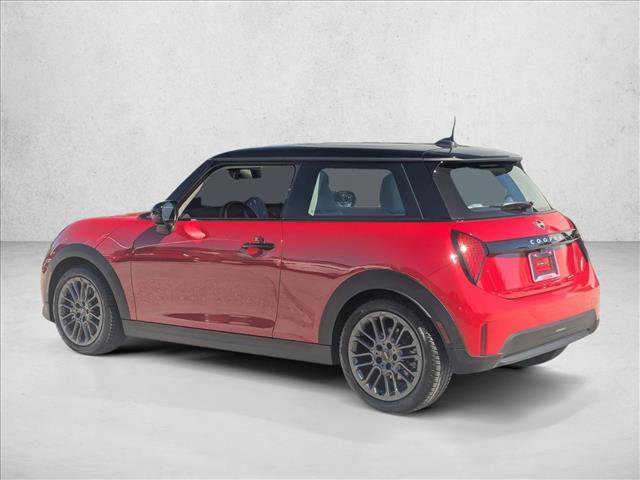 Certified 2025 MINI Cooper 2-Door Hardtop image 8