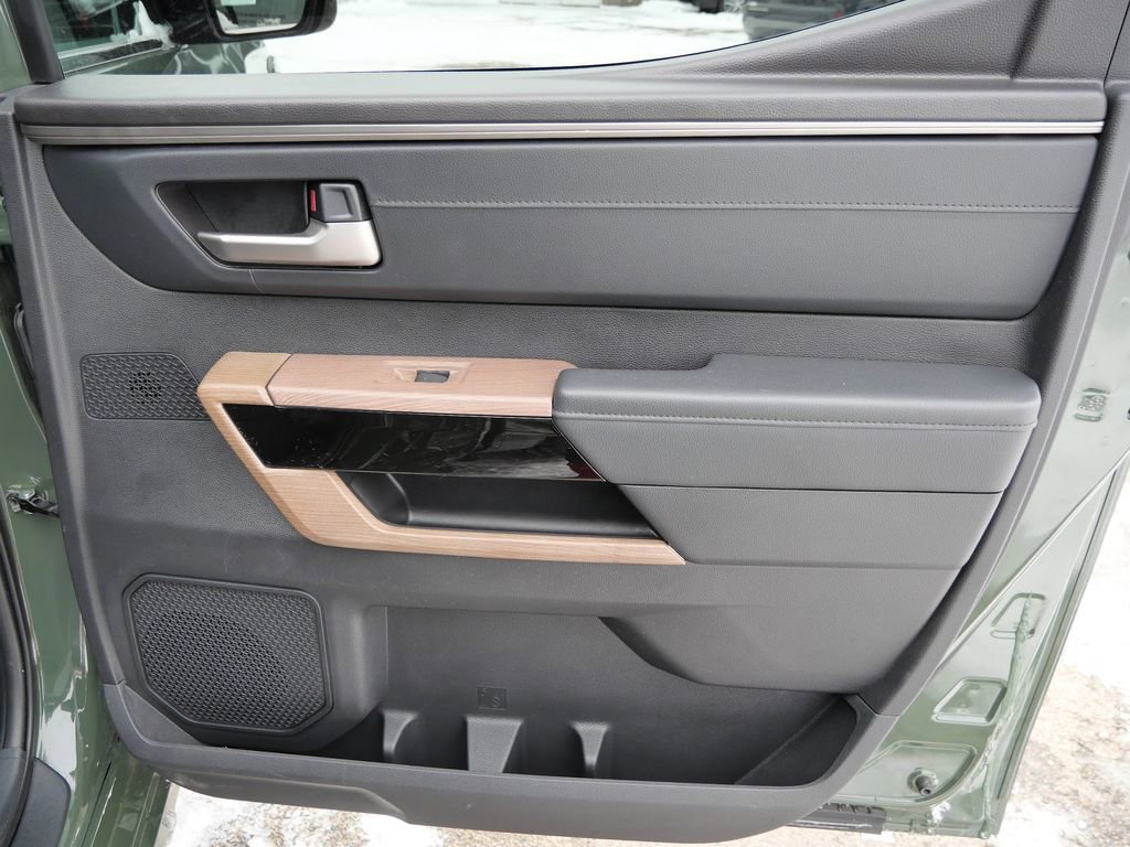 Used 2022 Toyota Tundra Limited image 17