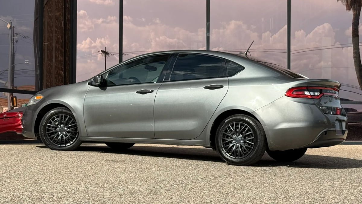 Used 2013 Dodge Dart SE w/ Value Group FWD image 6