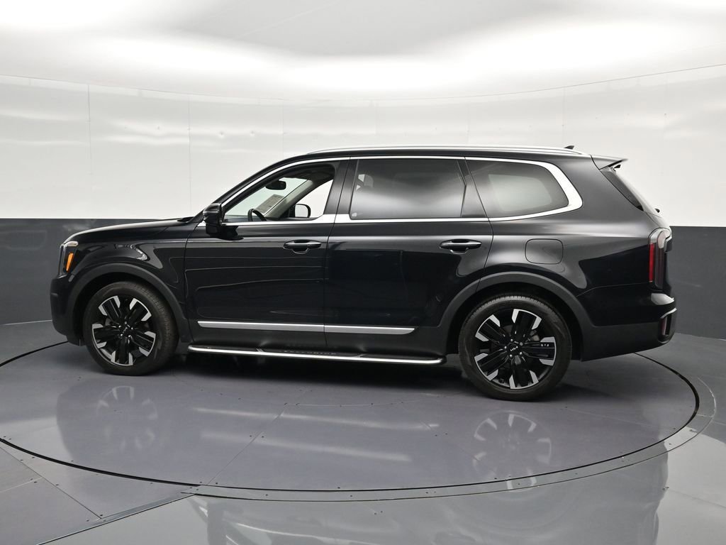 Used 2024 Kia Telluride SX w/ Towing Package FWD image 8