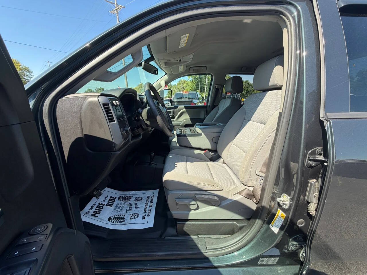 Used 2019 Chevrolet Silverado 2500 W/T AWD/4WD image 4