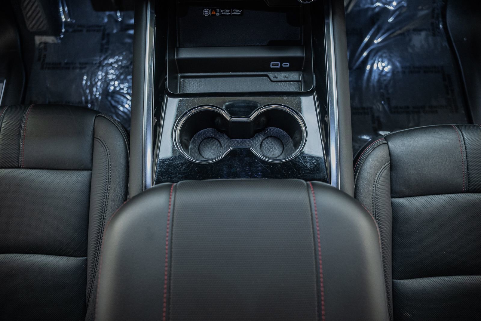 Used 2025 Chevrolet Suburban RST w/ Advanced Technology Package image 33