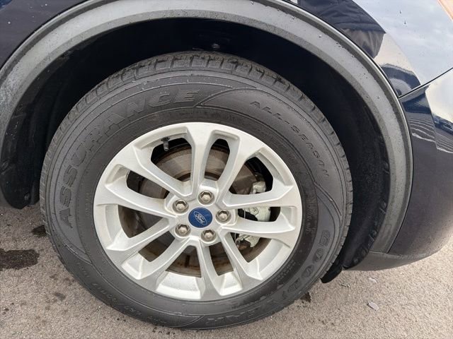 Used 2021 Ford Escape SE image 4