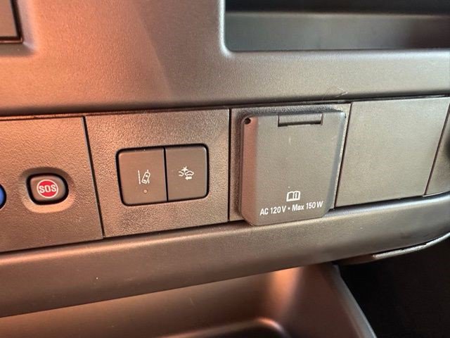Certified 2024 Chevrolet Express 3500 LT w/ LT Preferred Equipment Group image 18