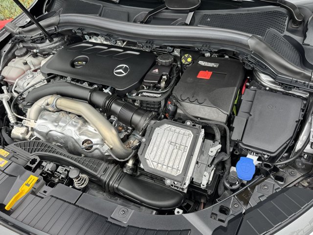 Used 2026 Mercedes-Benz GLA 250 4MATIC image 5