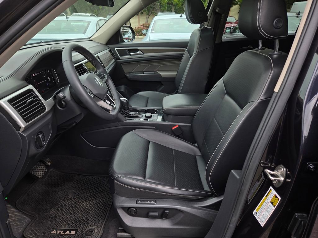 Used 2022 Volkswagen Atlas SEL image 18