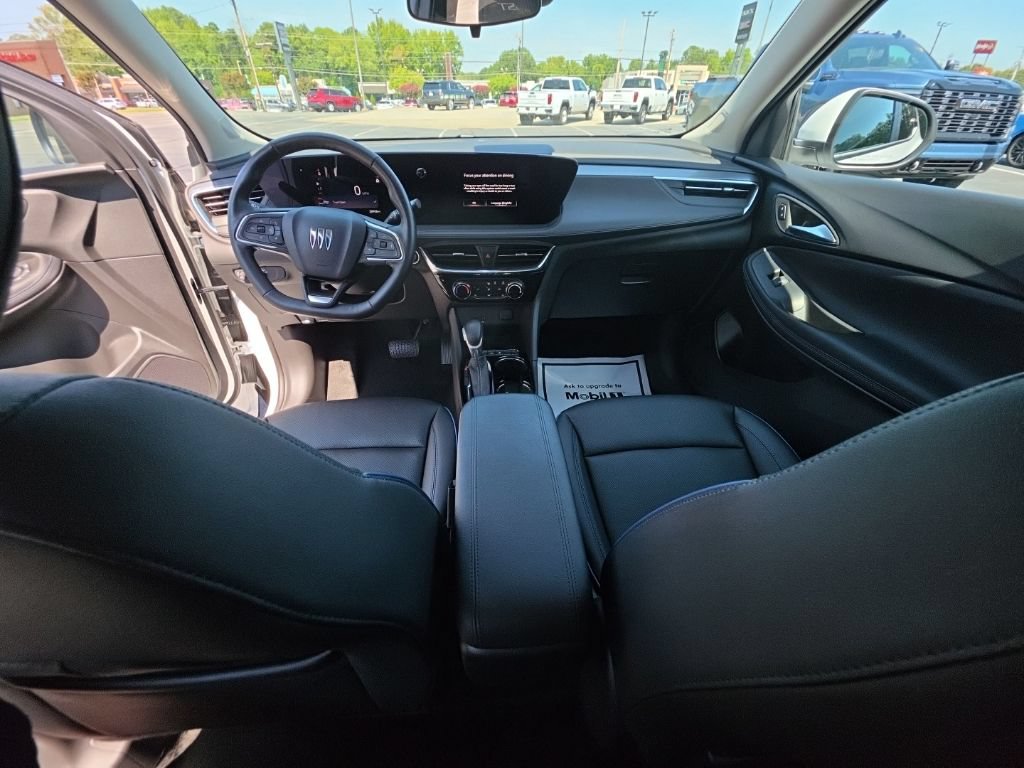 Certified 2025 Buick Encore GX Sport Touring w/ Comfort Package FWD image 18