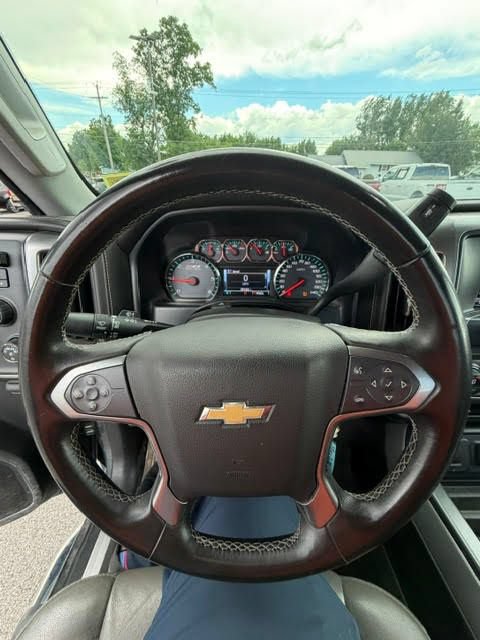 Used 2017 Chevrolet Silverado 2500 LTZ w/ Z71 Package, Off-Road AWD/4WD image 10
