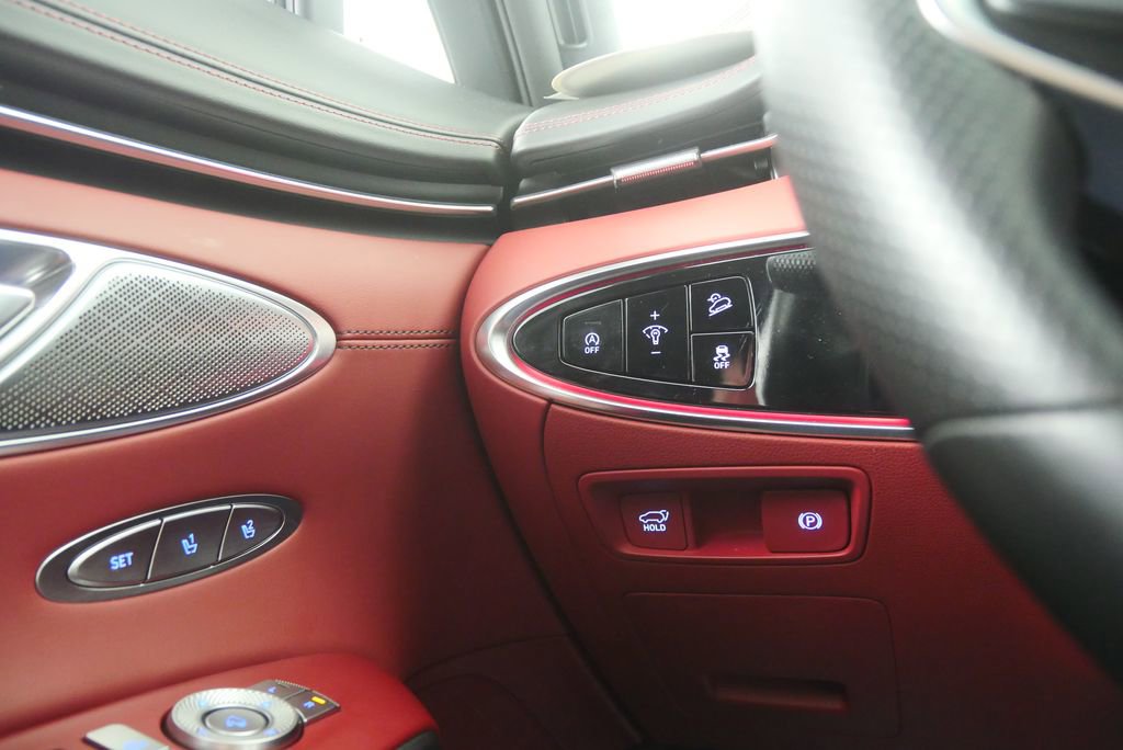 Used 2024 Genesis GV70 3.5T Sport w/ Sport Prestige Package image 20