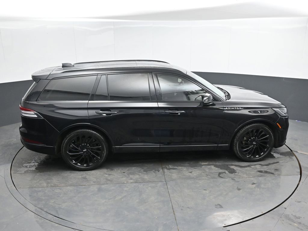 Used 2025 Lincoln Aviator Reserve w/ Equipment Group 201A image 39