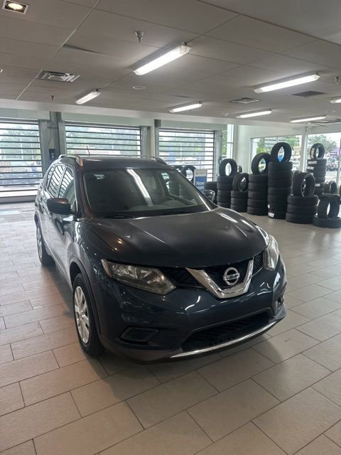 Used 2016 Nissan Rogue S w/ Appearance Package FWD image 6