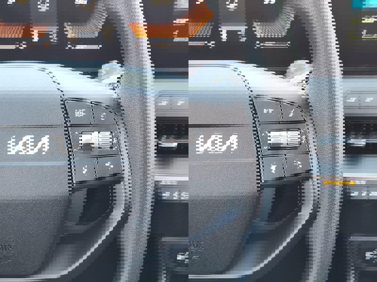 Certified 2025 Kia K4 LXS image 26