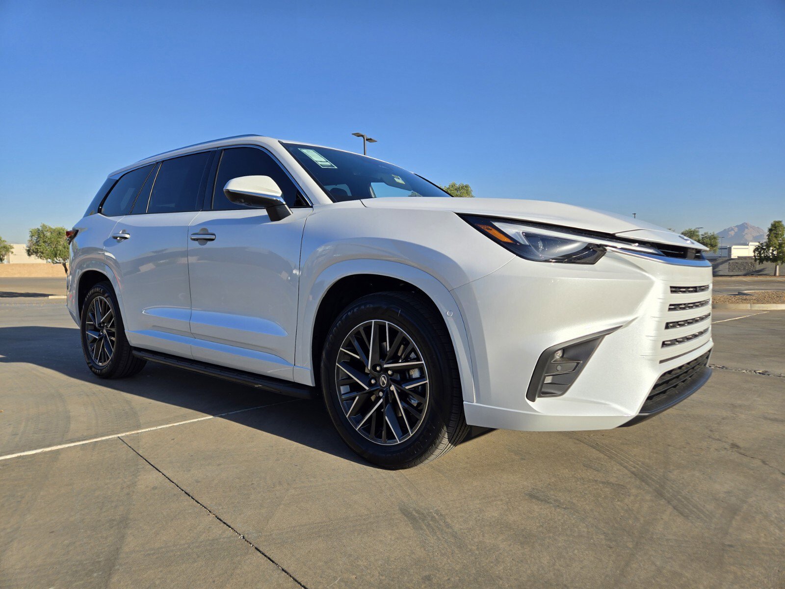 New 2026 Lexus TX 350 AWD image 2