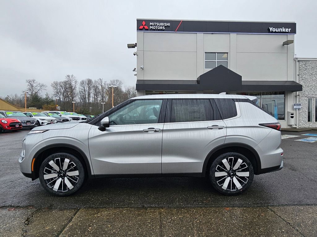 New 2026 Mitsubishi Outlander SE AWD/4WD image 8