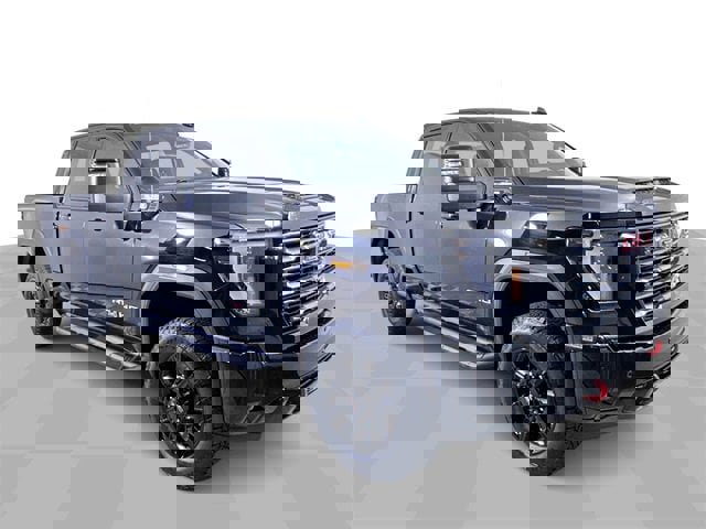 Used 2025 GMC Sierra 2500 AT4 image 2