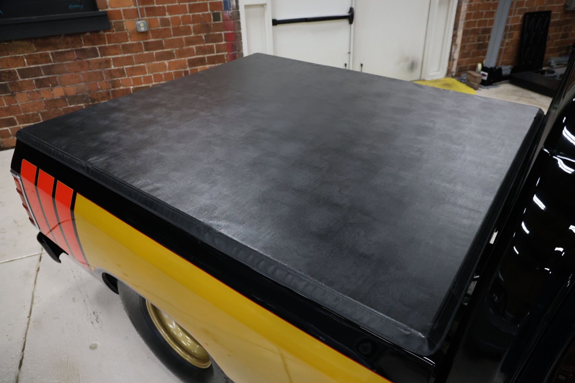 Used 1992 Dodge D/W Truck 150 image 36