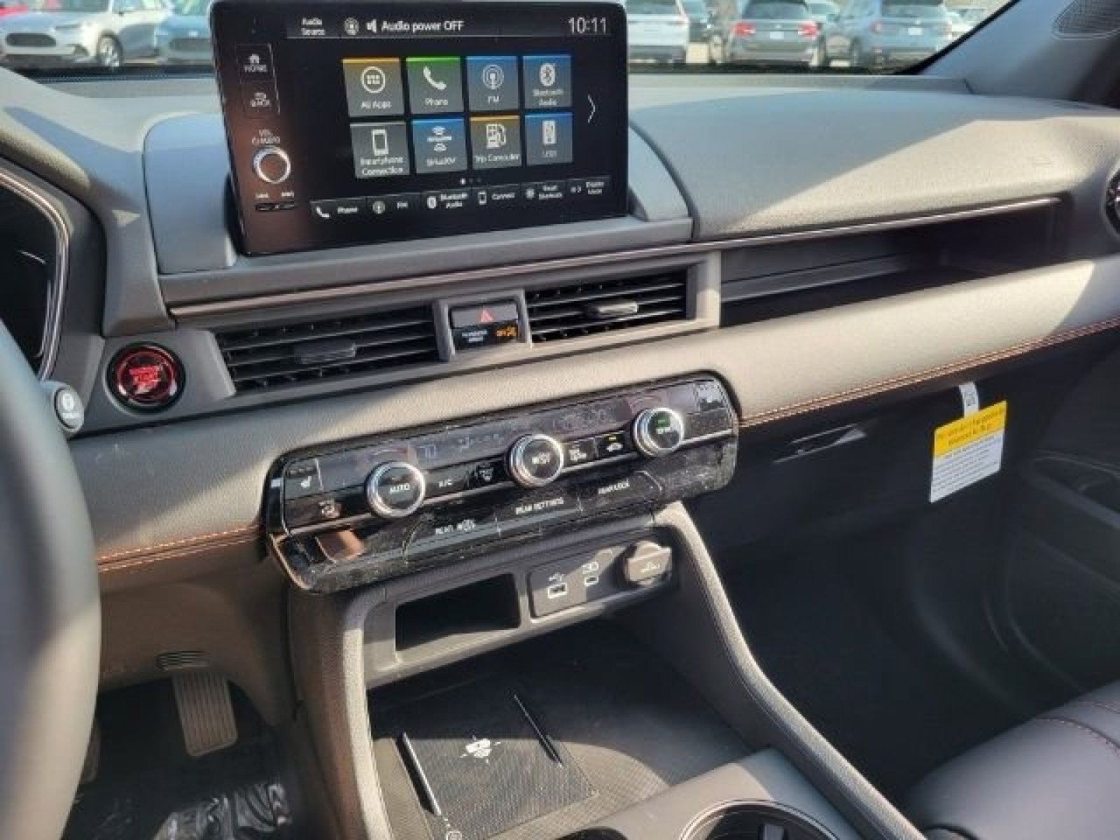 Used 2025 Honda Pilot TrailSport image 37