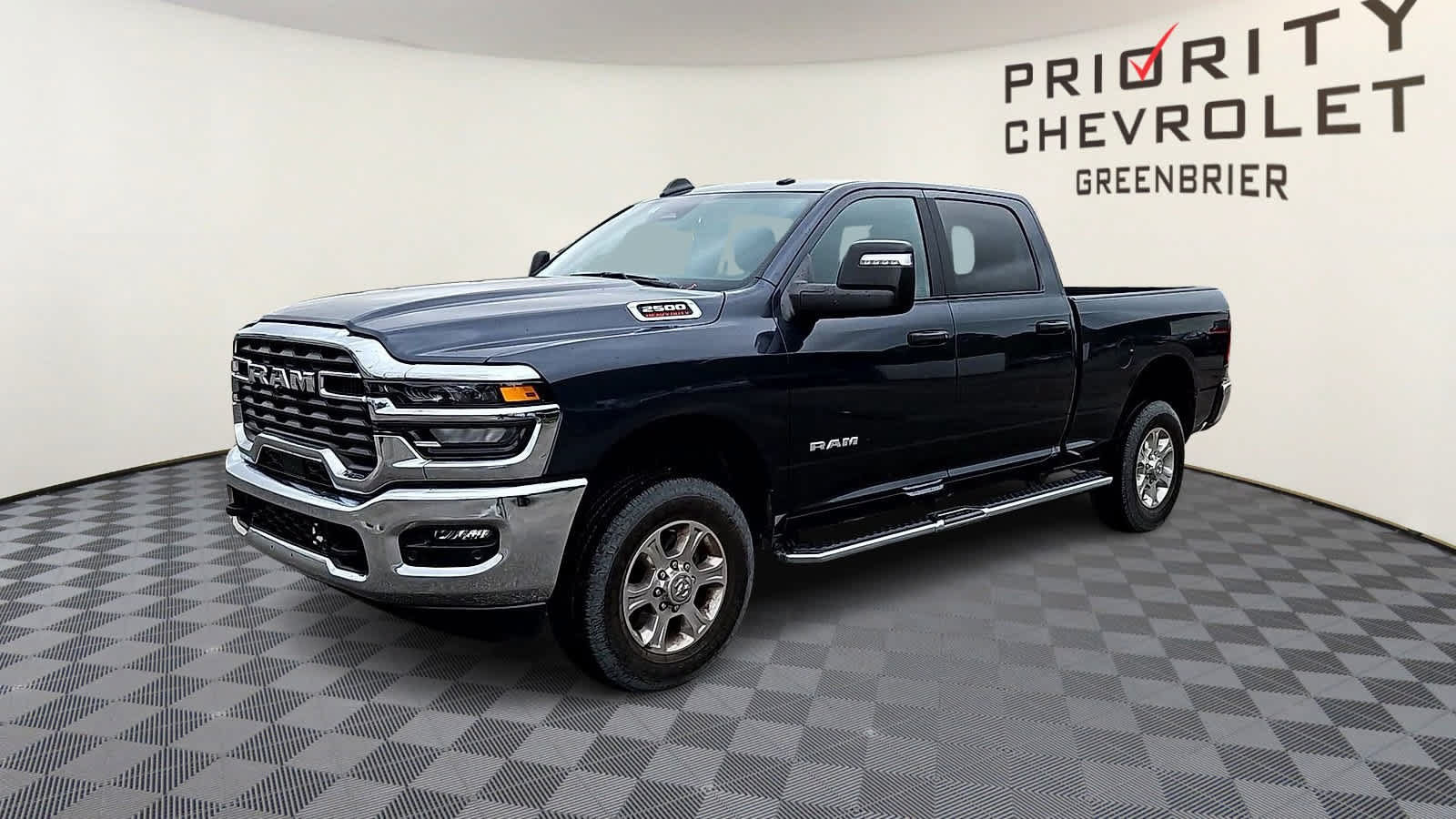Used 2025 RAM 2500 Big Horn AWD/4WD image 4